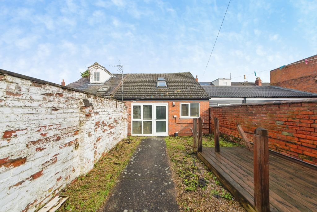 Property photo 2 of 23 Pbox-Img.Jpg