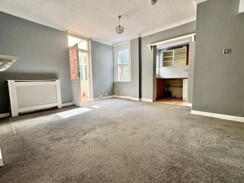 Property photo 3 of 13 Photo 3
