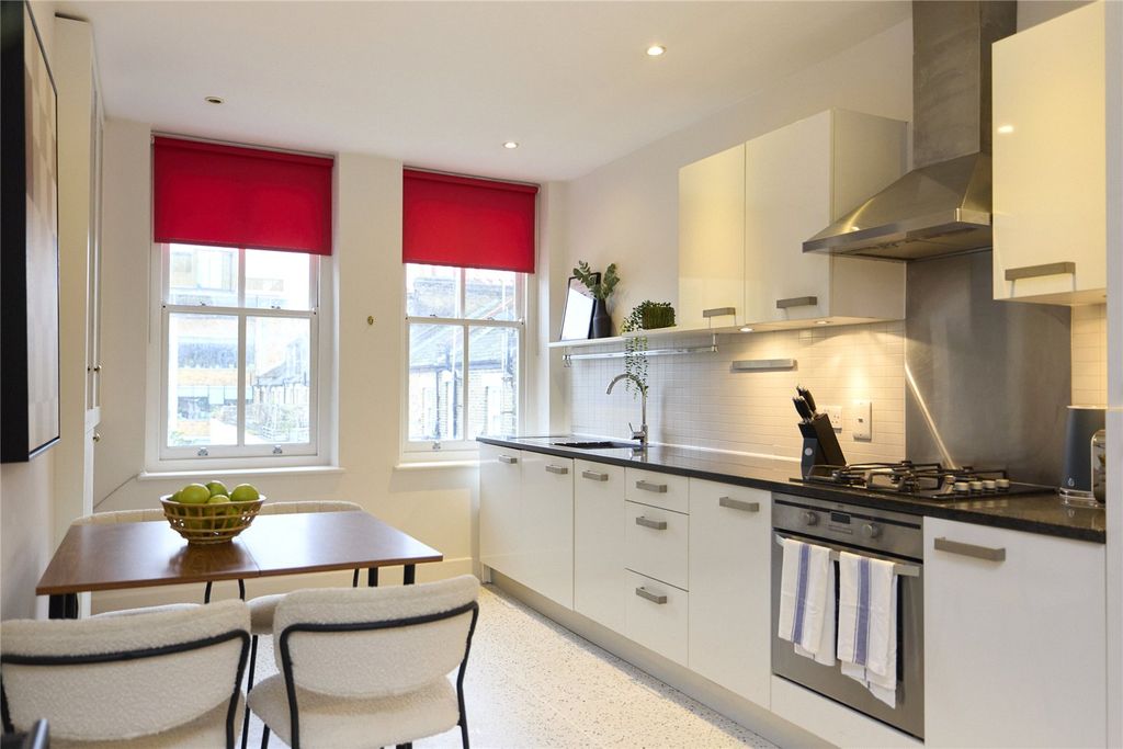 Property photo 2 of 22 Kitchen