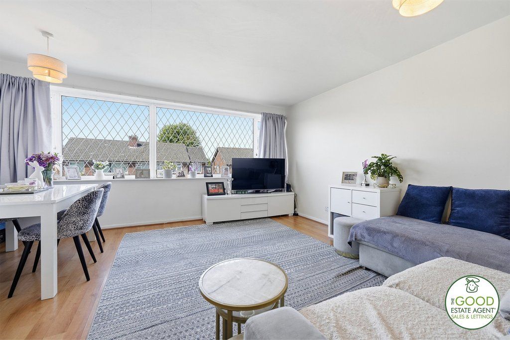 Property photo 2 of 34