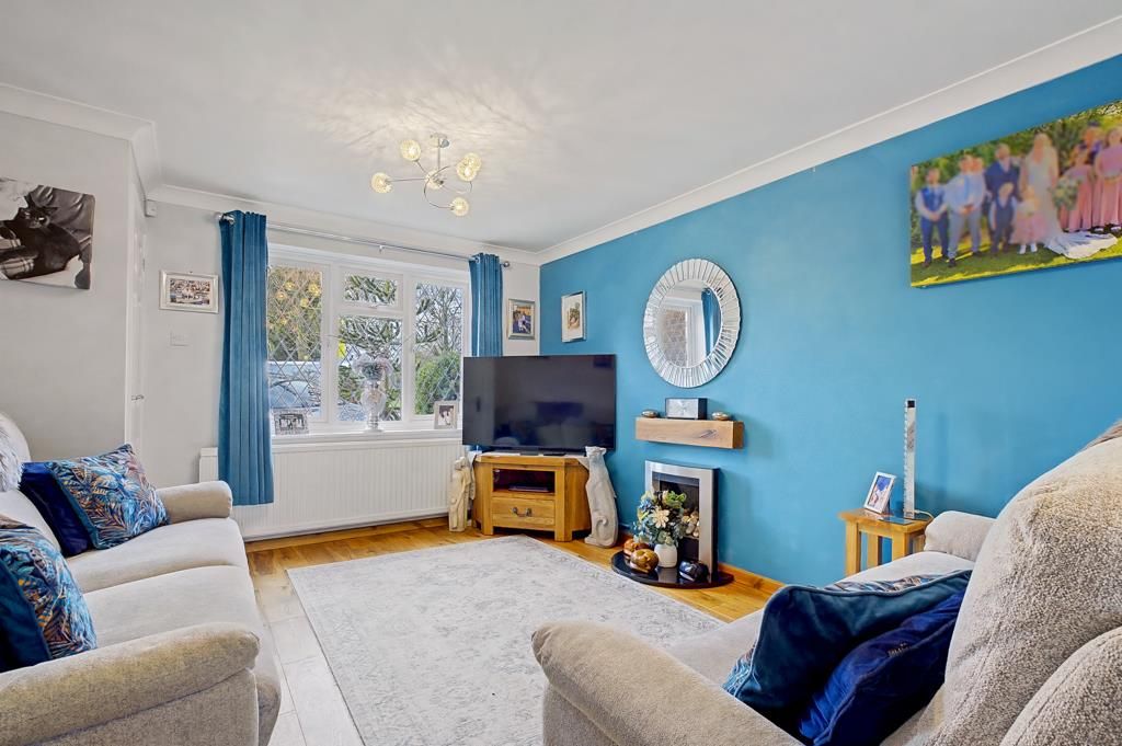 Property photo 2 of 29 Small Size-3.Jpg