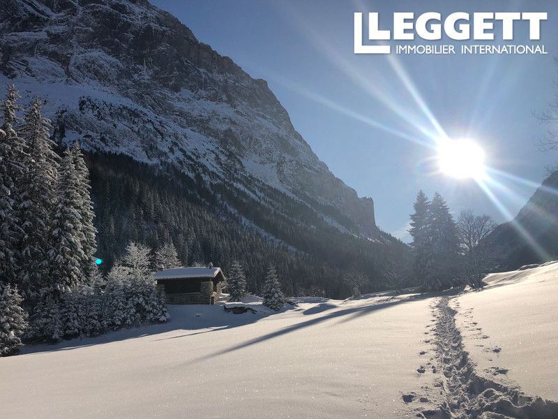 Property photo 1 of 3