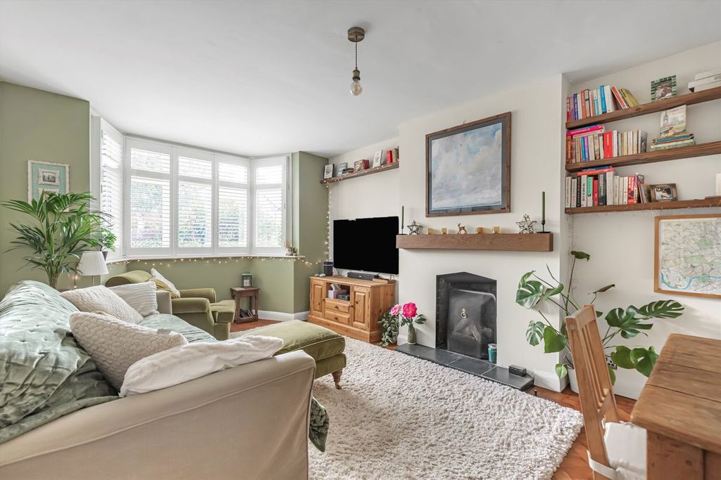 Property photo 2 of 10