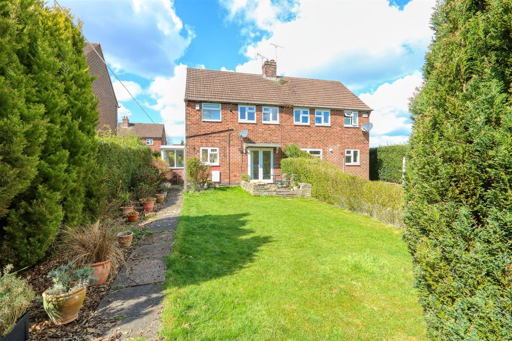 Property photo 2 of 12 Rear