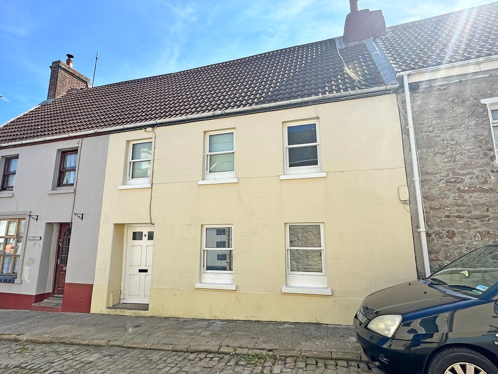 Property photo 1 of 13