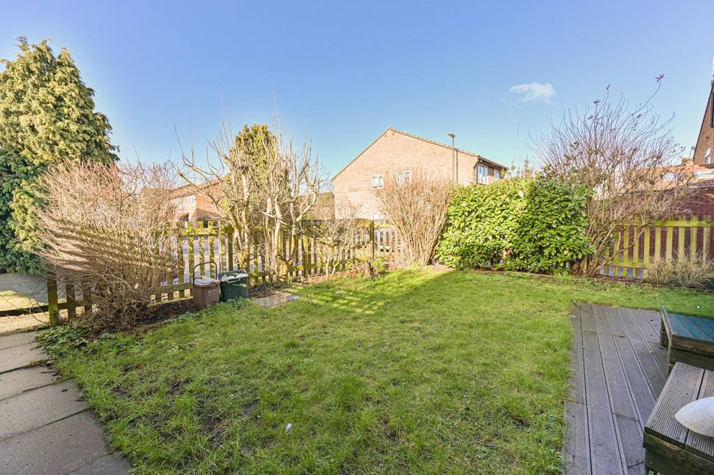 Property photo 3 of 8