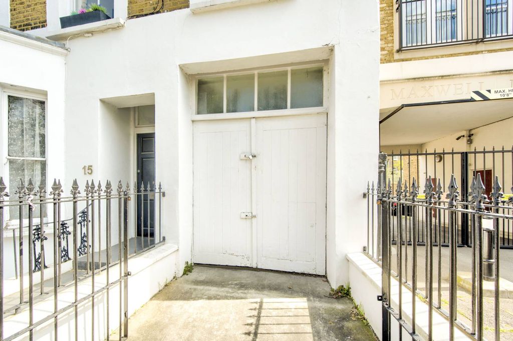 Property photo 1 of 4