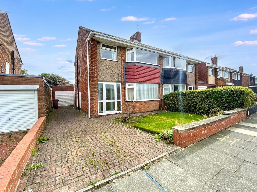 Property photo 1 of 26