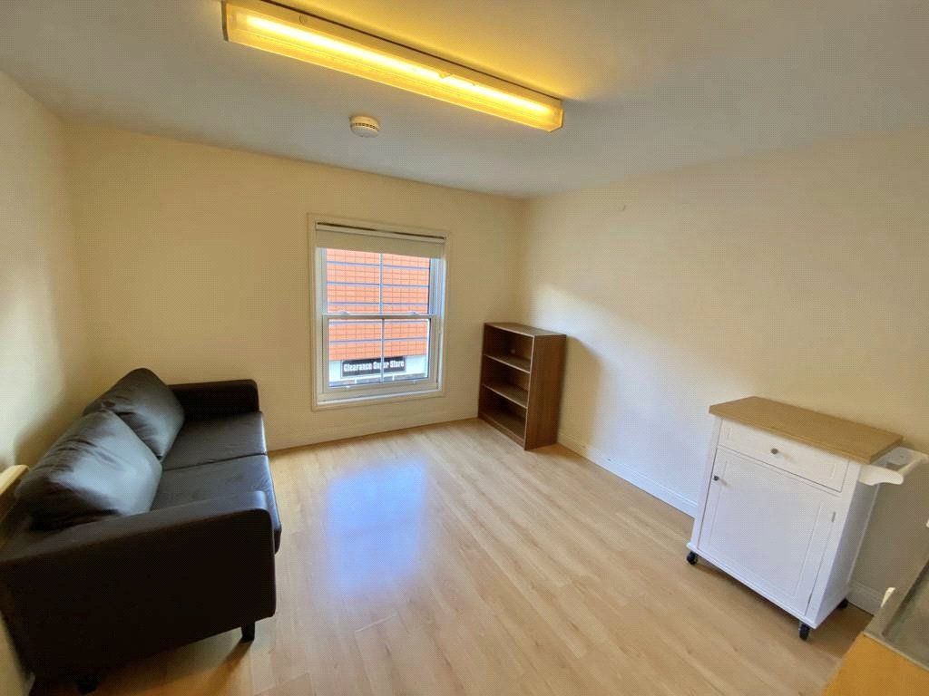 Property photo 1 of 6 Picture No. 20