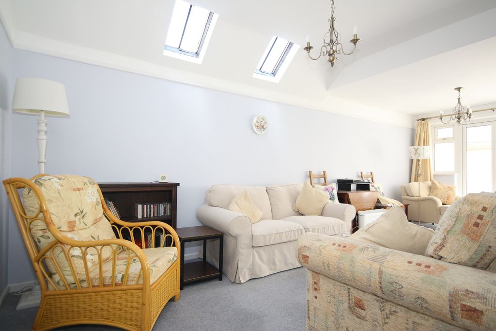 Property photo 2 of 12 Sitting / Dining Room