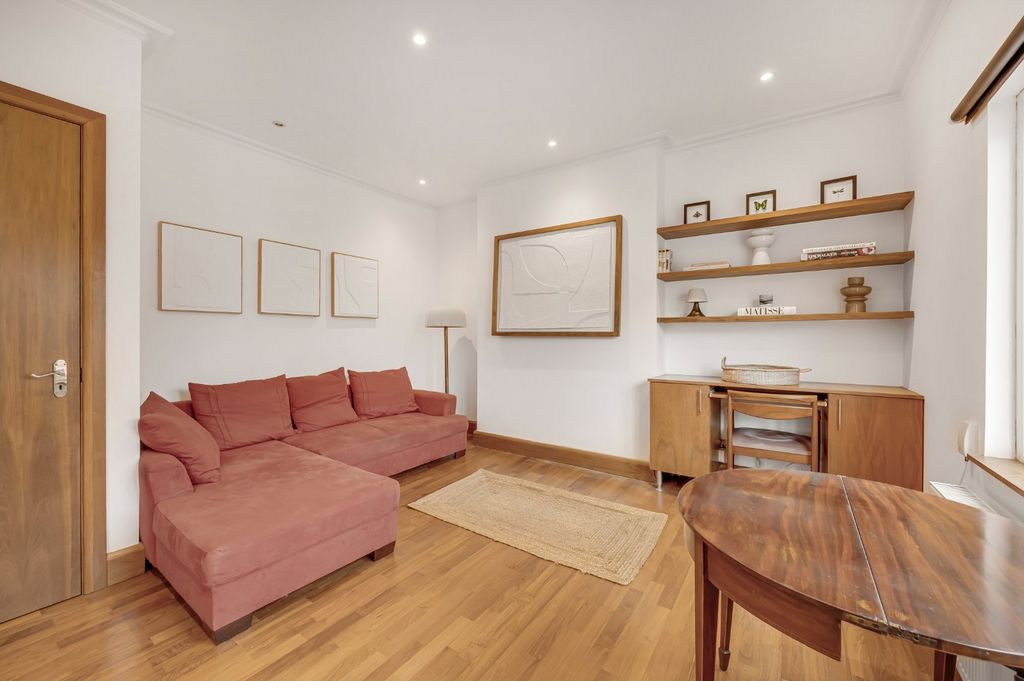 Property photo 2 of 10 Picture No. 53