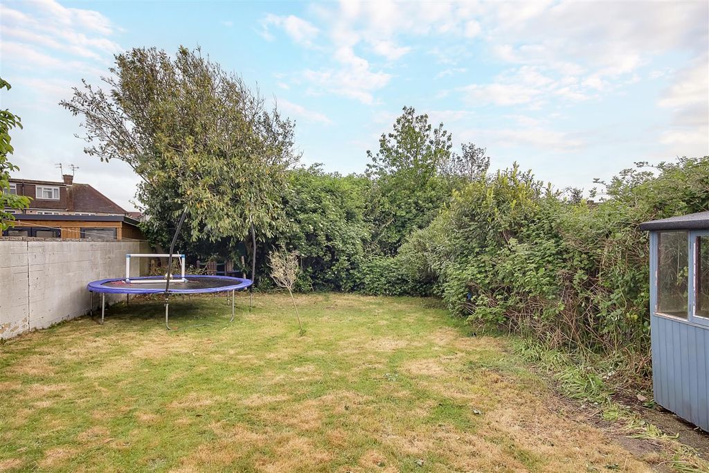 Property photo 2 of 17 Rear Garden