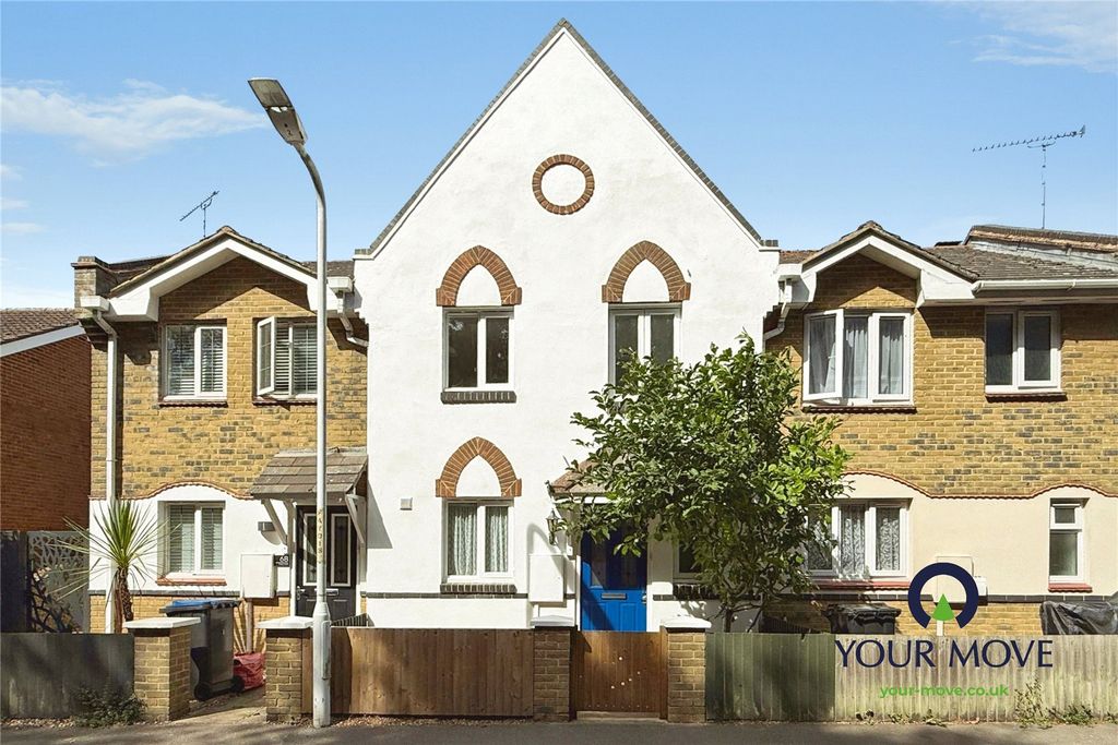 Property photo 1 of 17 External