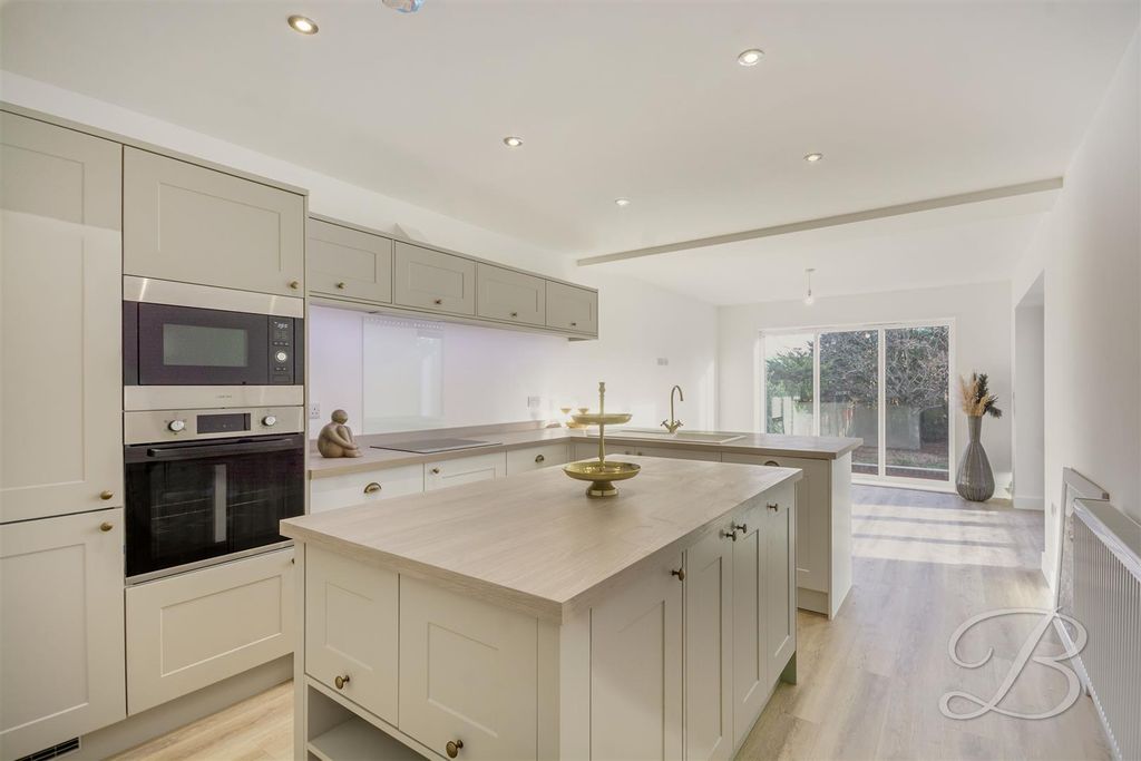 Property photo 2 of 31 Ccltd-3.Jpg