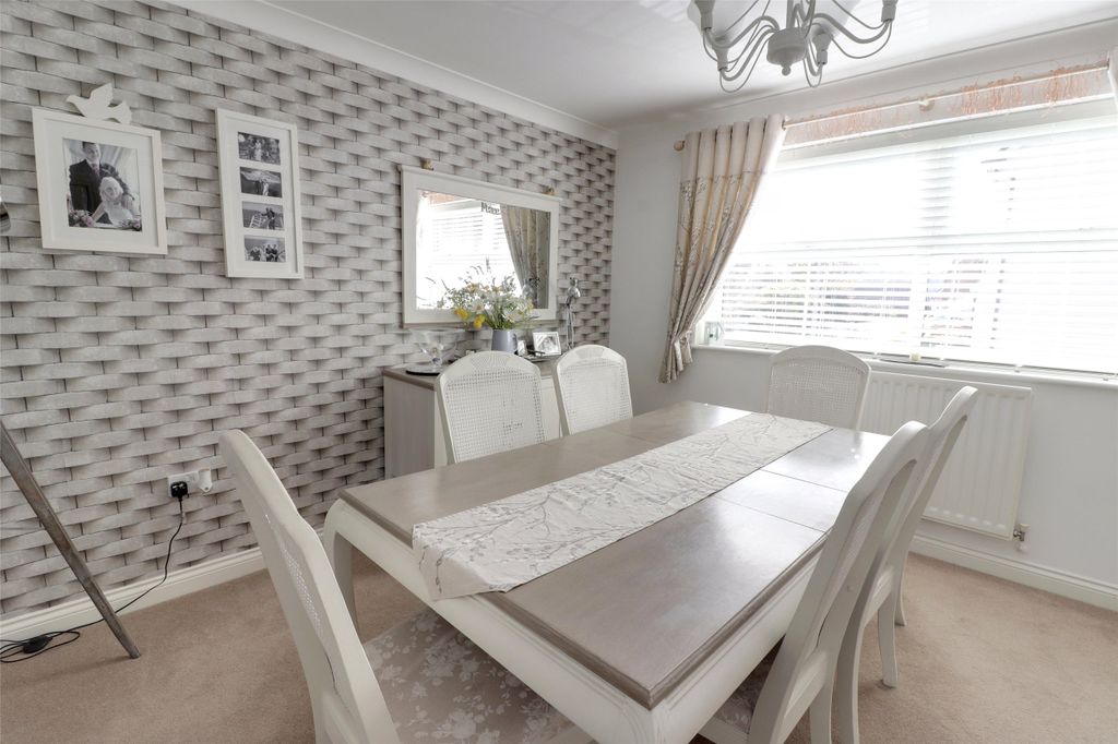 Property photo 3 of 25 Picture No. 03