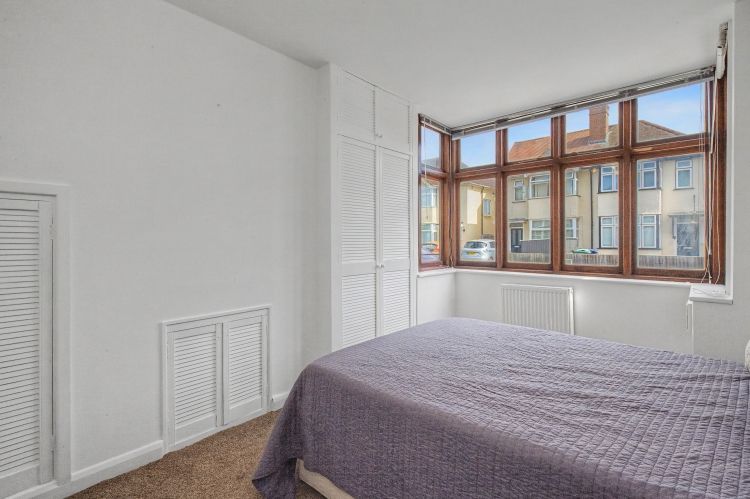 Property photo 2 of 9 332132