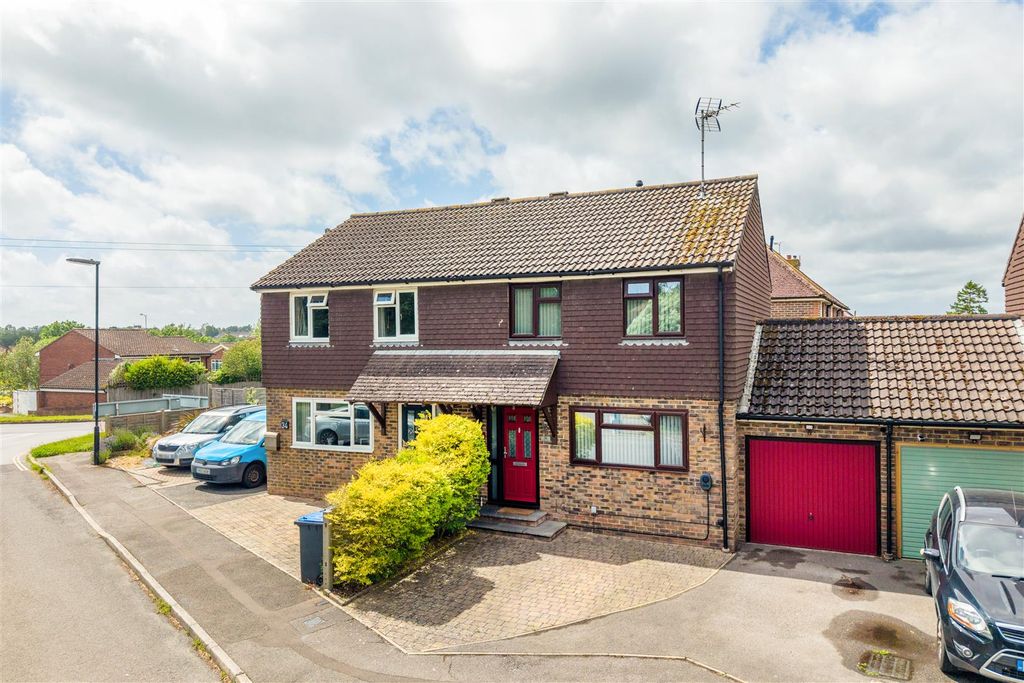 Property photo 1 of 24