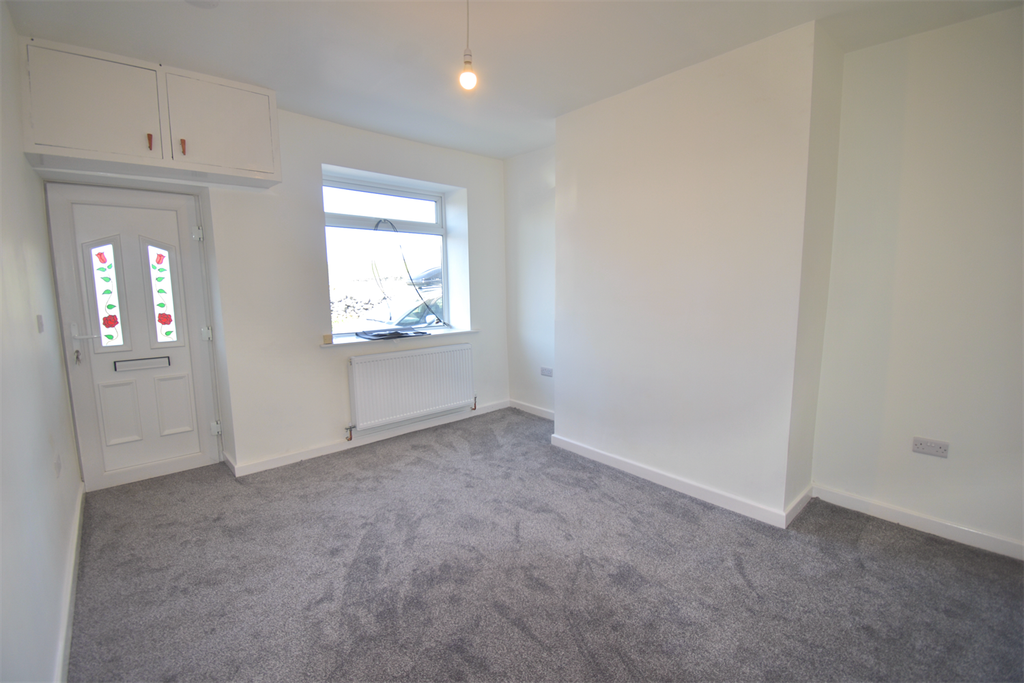 Property photo 2 of 11 Sitting Room