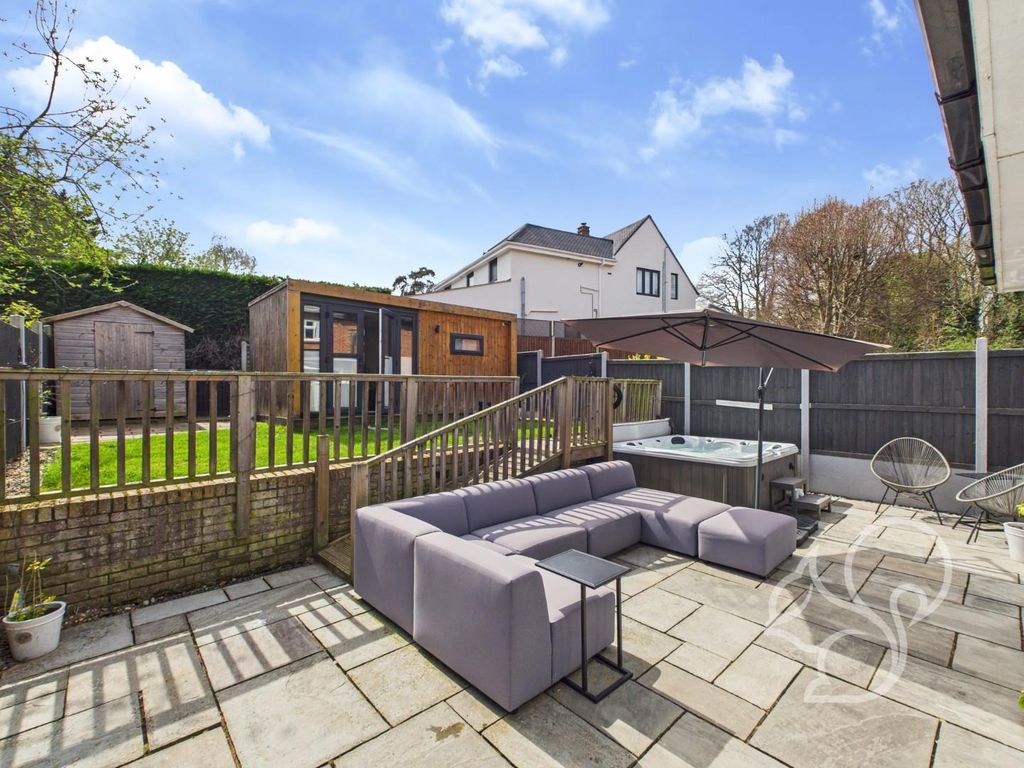 Property photo 2 of 34 Cam01659G0-Pr0405-Still015.Jpg