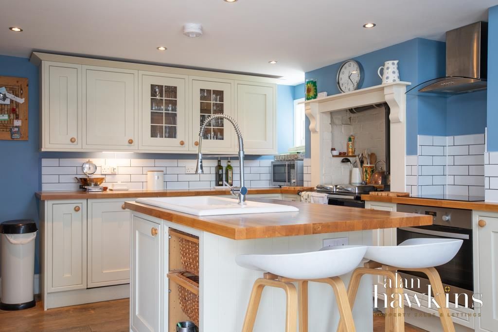 Property photo 3 of 28 Ah3481-17.Jpg