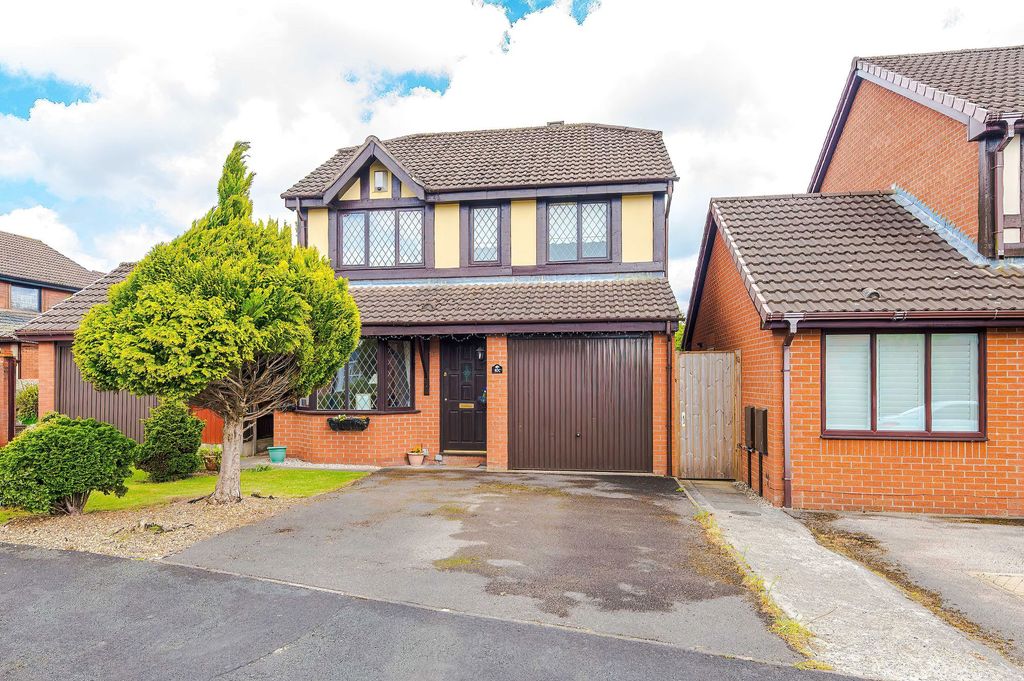 Property photo 1 of 29