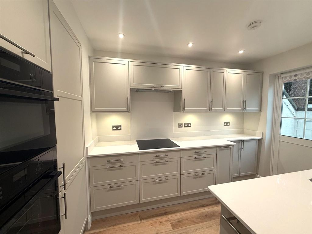 Property photo 2 of 13 Kitchen.Jpg