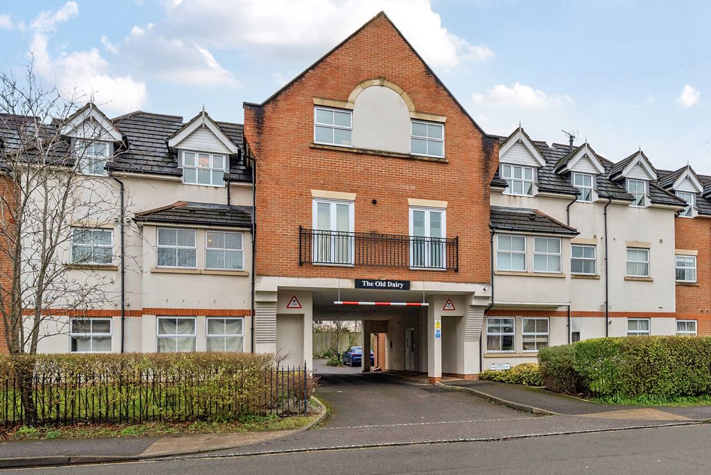 Property photo 1 of 20 1-6964E31345204-1...