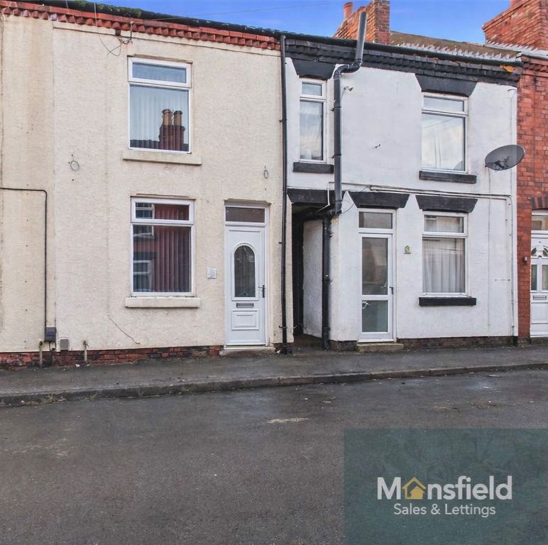 Property photo 1 of 8