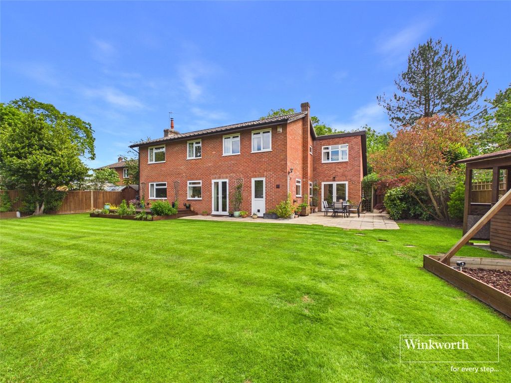 Property photo 2 of 28 Picture No. 04
