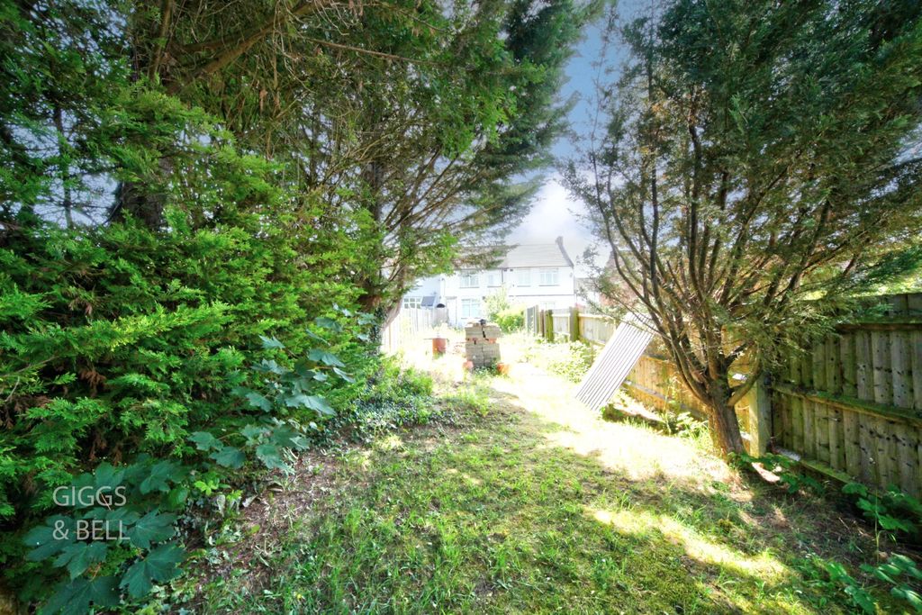 Additional image 17 of Land for saleShelley Road, Luton, Bedfordshire LU4