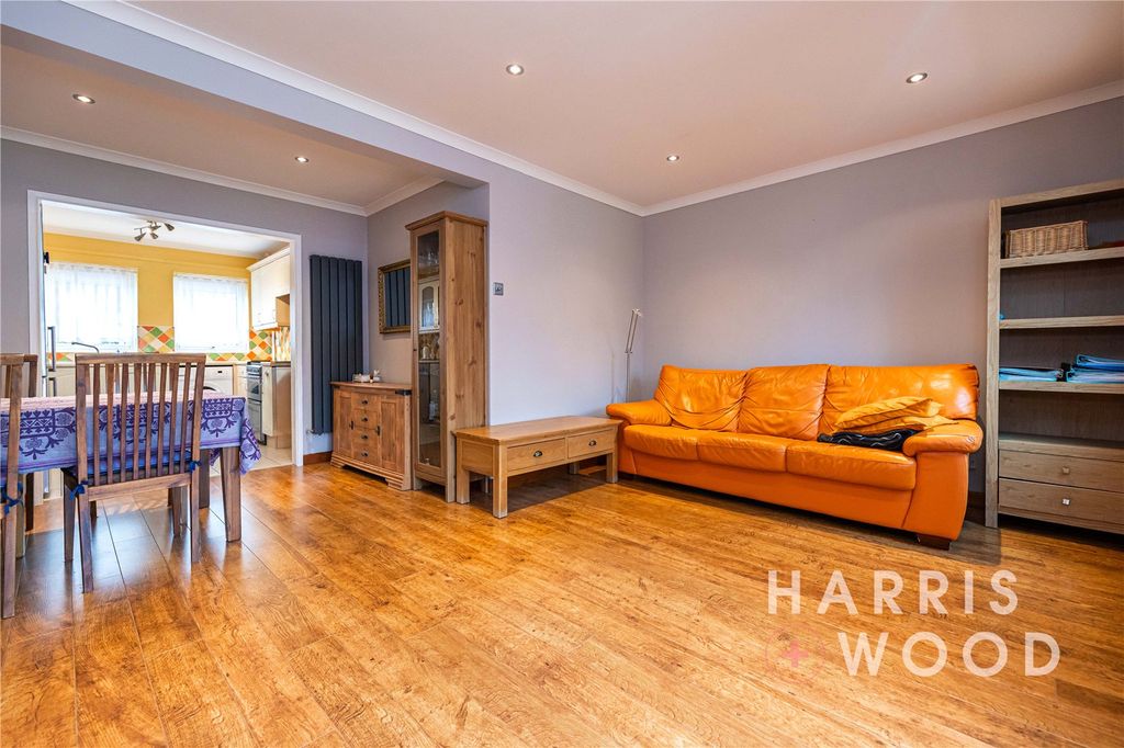 Property photo 3 of 25 Picture No. 11