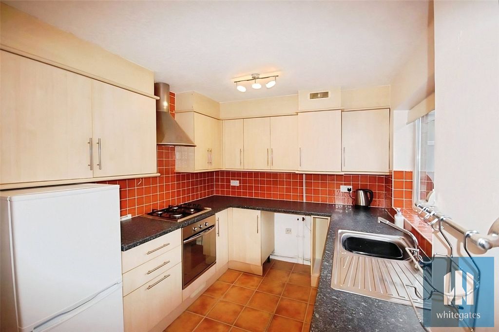 Property photo 2 of 10 Picture No. 11