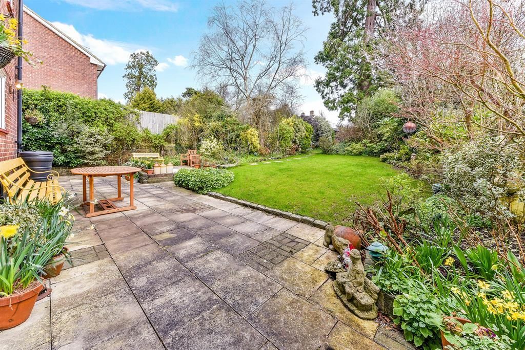 Property photo 2 of 11