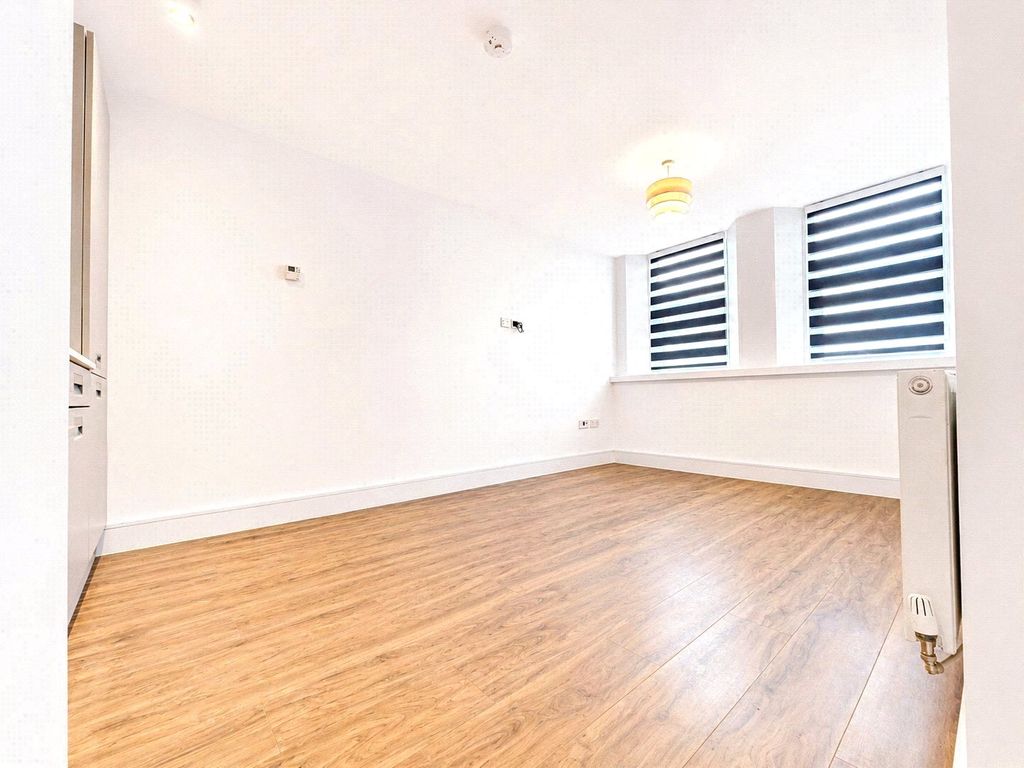 Property photo 3 of 5 Picture No. 02