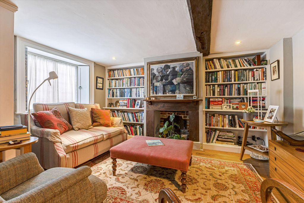 Property photo 3 of 17 Image