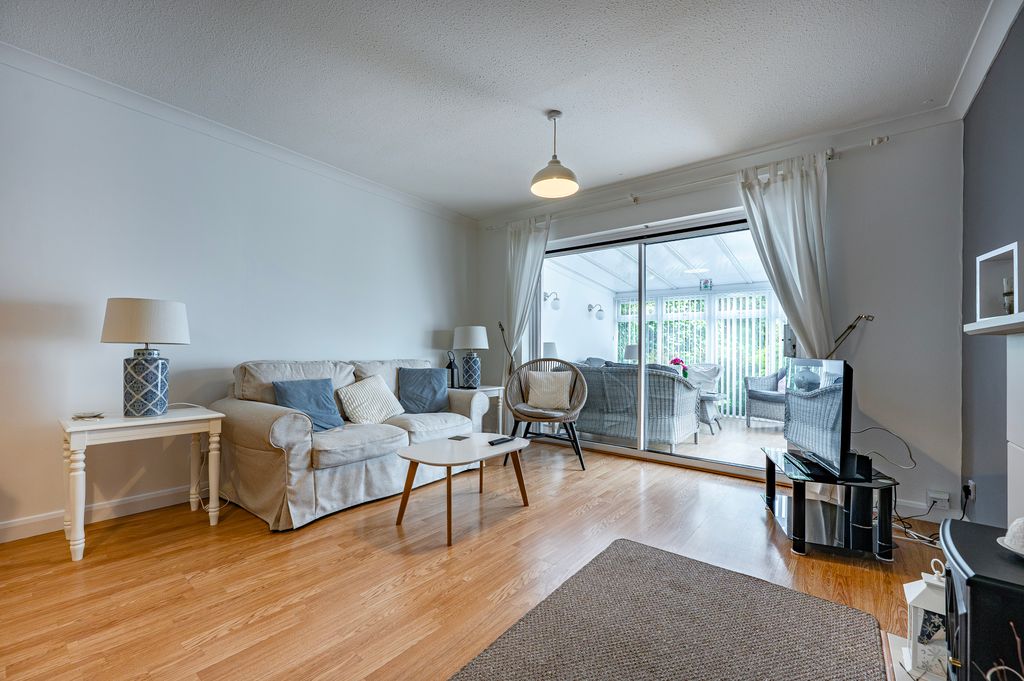 Property photo 2 of 46