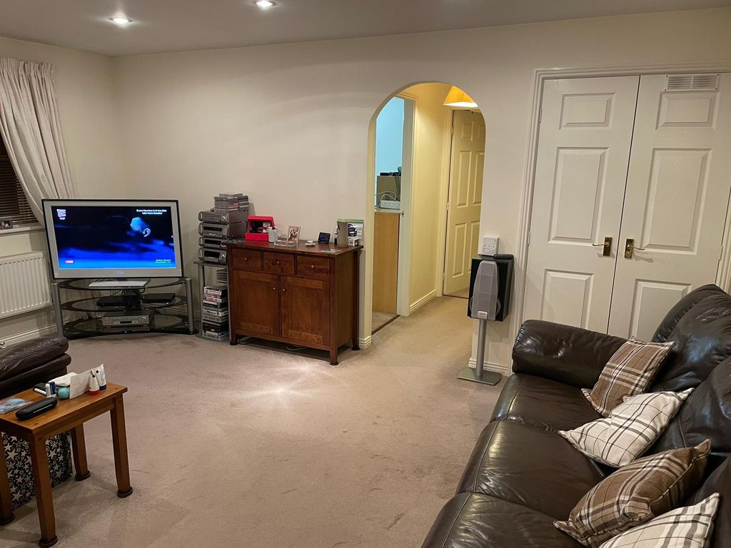 Property photo 1 of 6 View