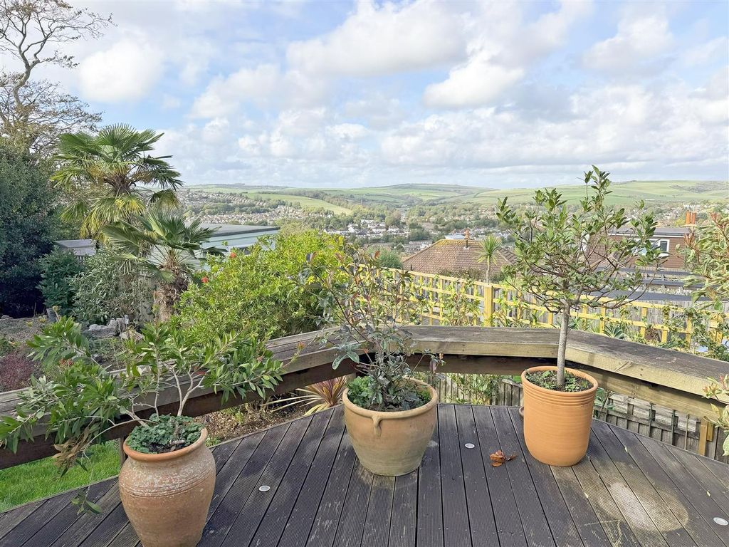 Property photo 3 of 19 37Baterrace1A.Jpg