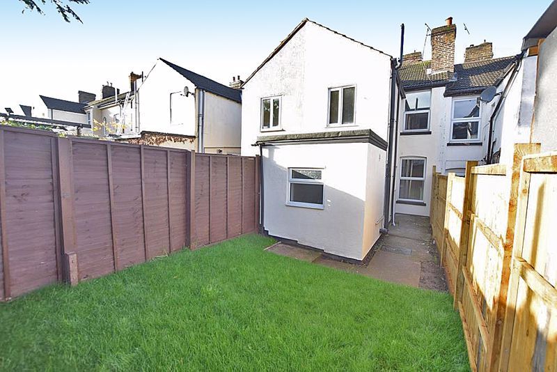 Property photo 2 of 16 Photo 12