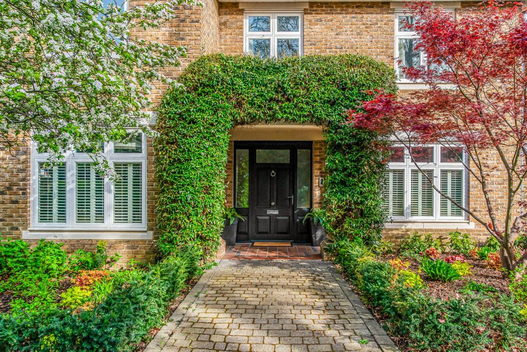 Property photo 2 of 5