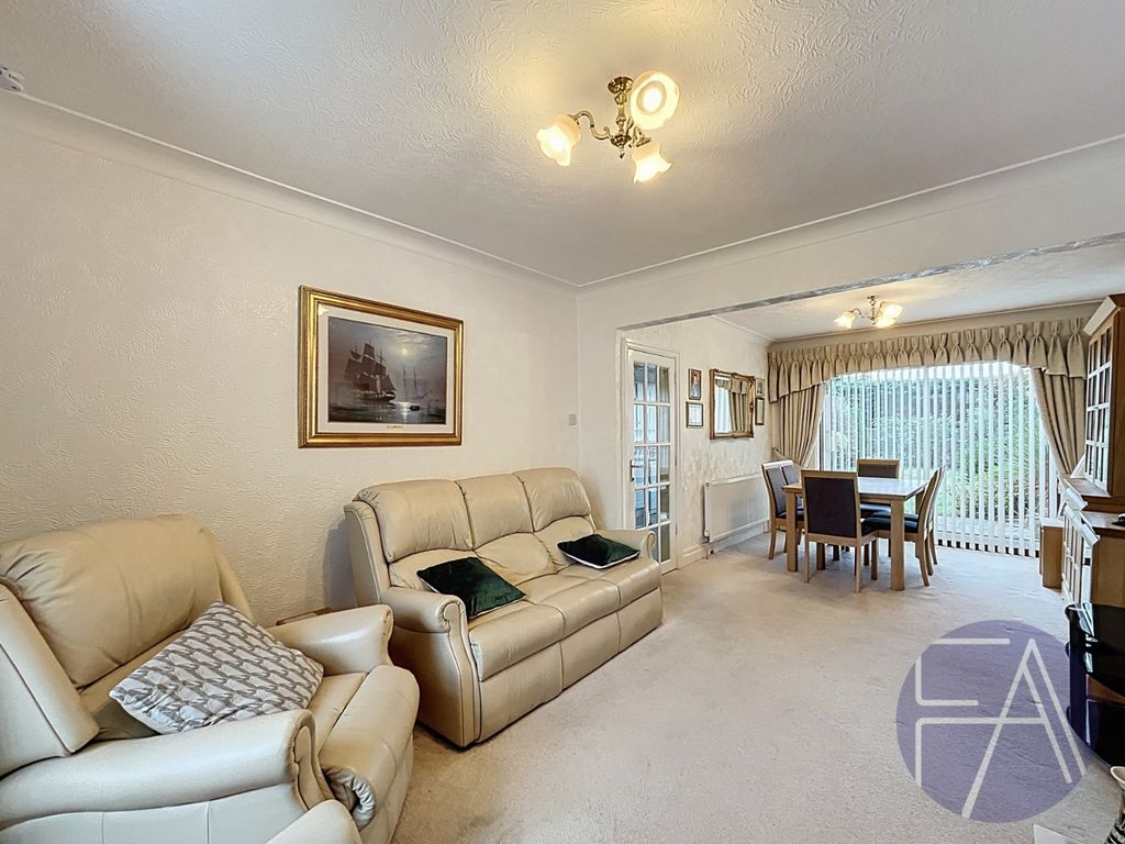 Property photo 3 of 20 4595732