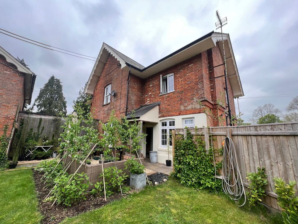 Property photo 1 of 12 Picture No. 18