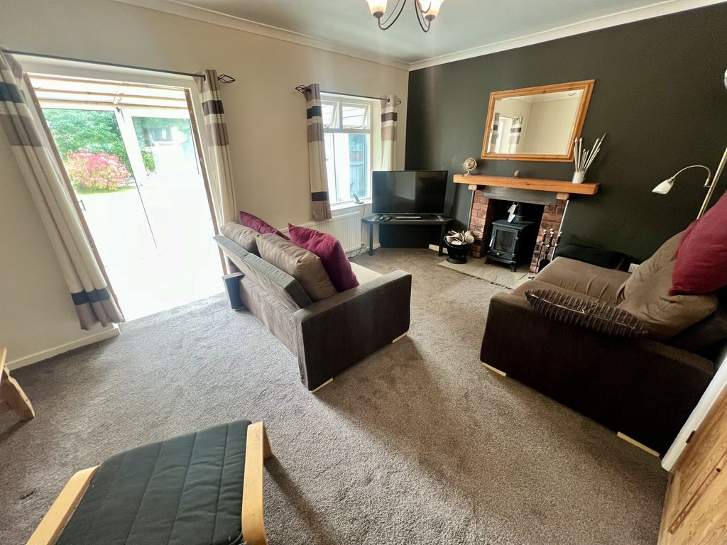 Property photo 3 of 27
