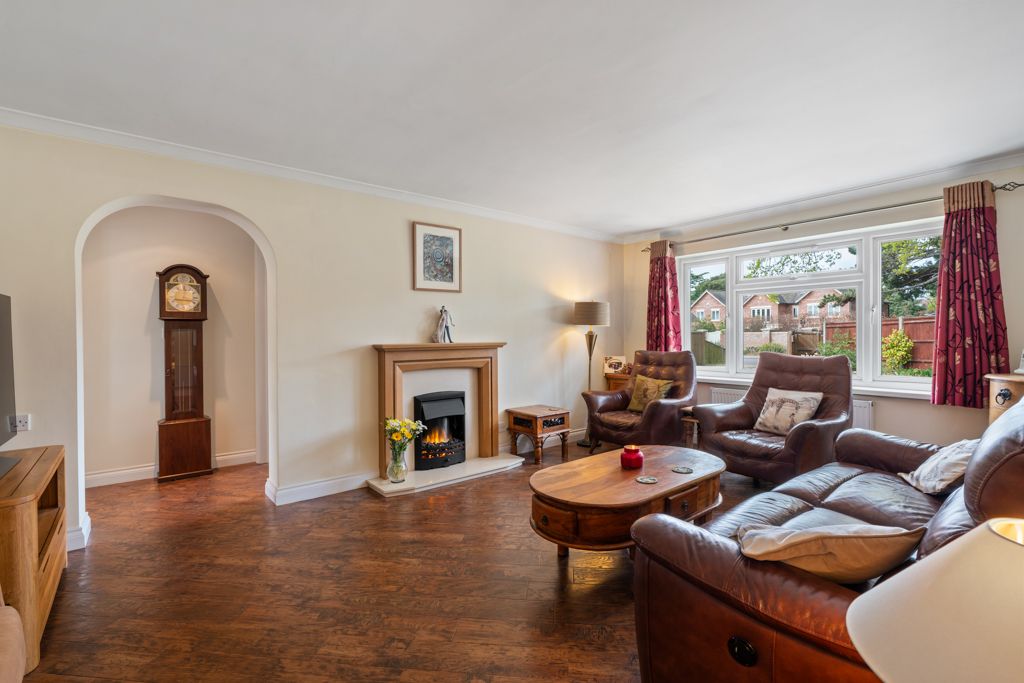 Property photo 3 of 18