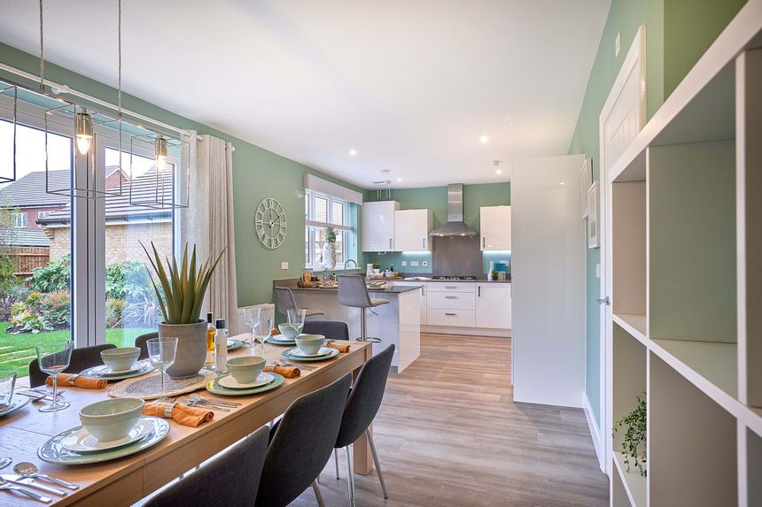 Property photo 3 of 9 Shinfield-X414-Aspen-16_Housetype_Plot_-_Hero_860x573