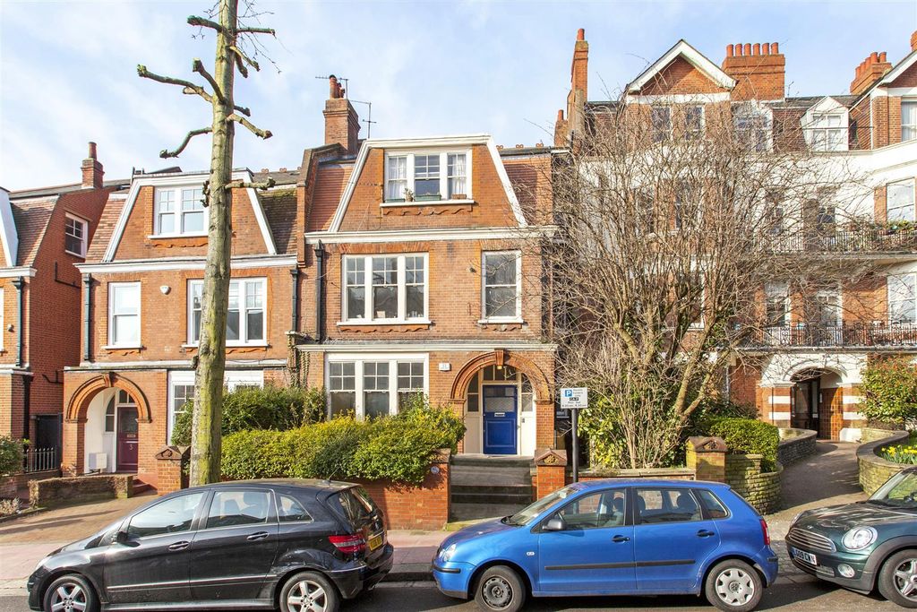 Property photo 3 of 9 Honeybourne Ext.Jpg