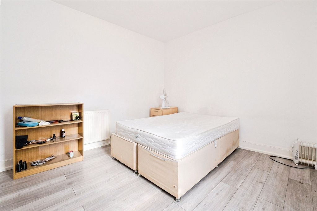 Property photo 2 of 16 Picture No. 31