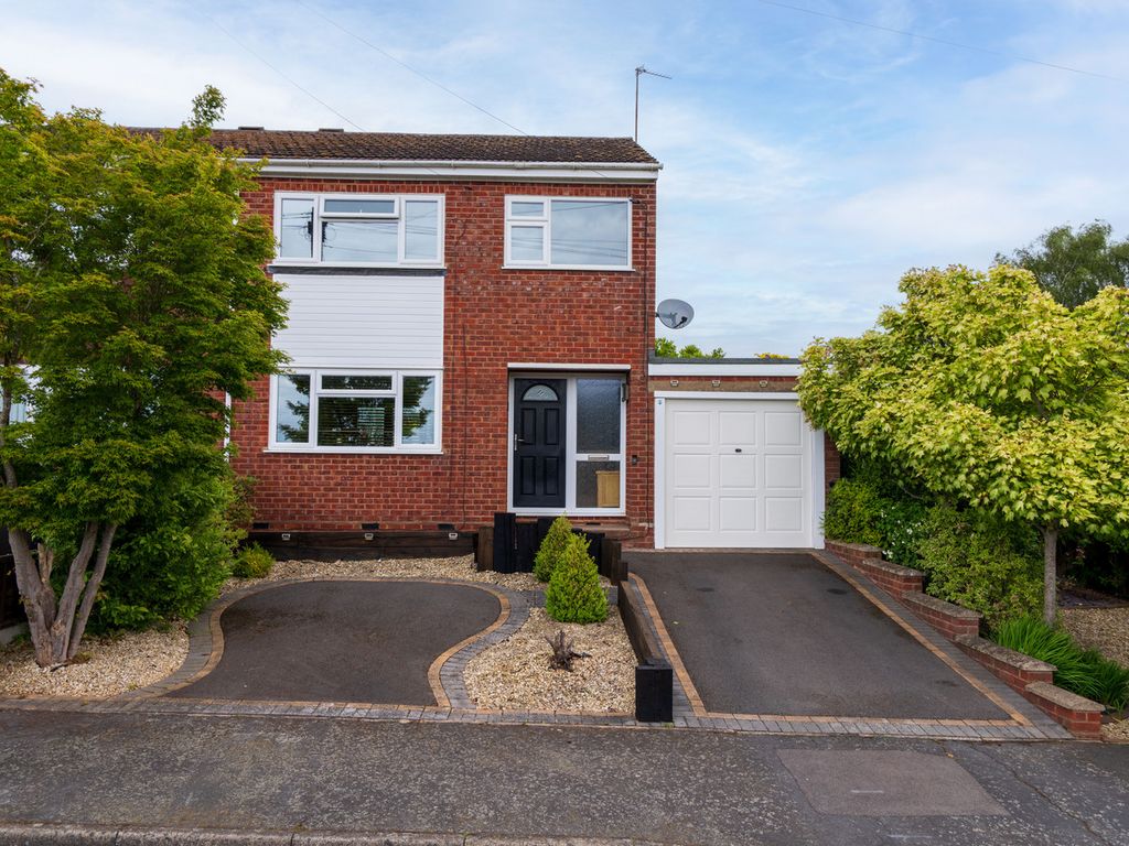 Property photo 1 of 18