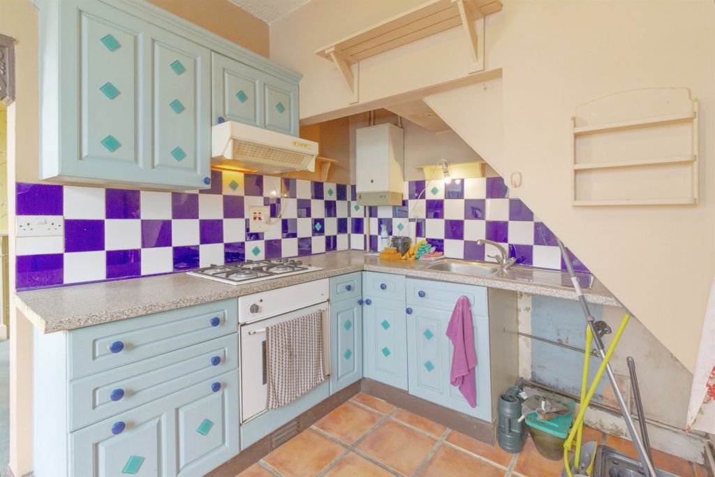 Property photo 3 of 17