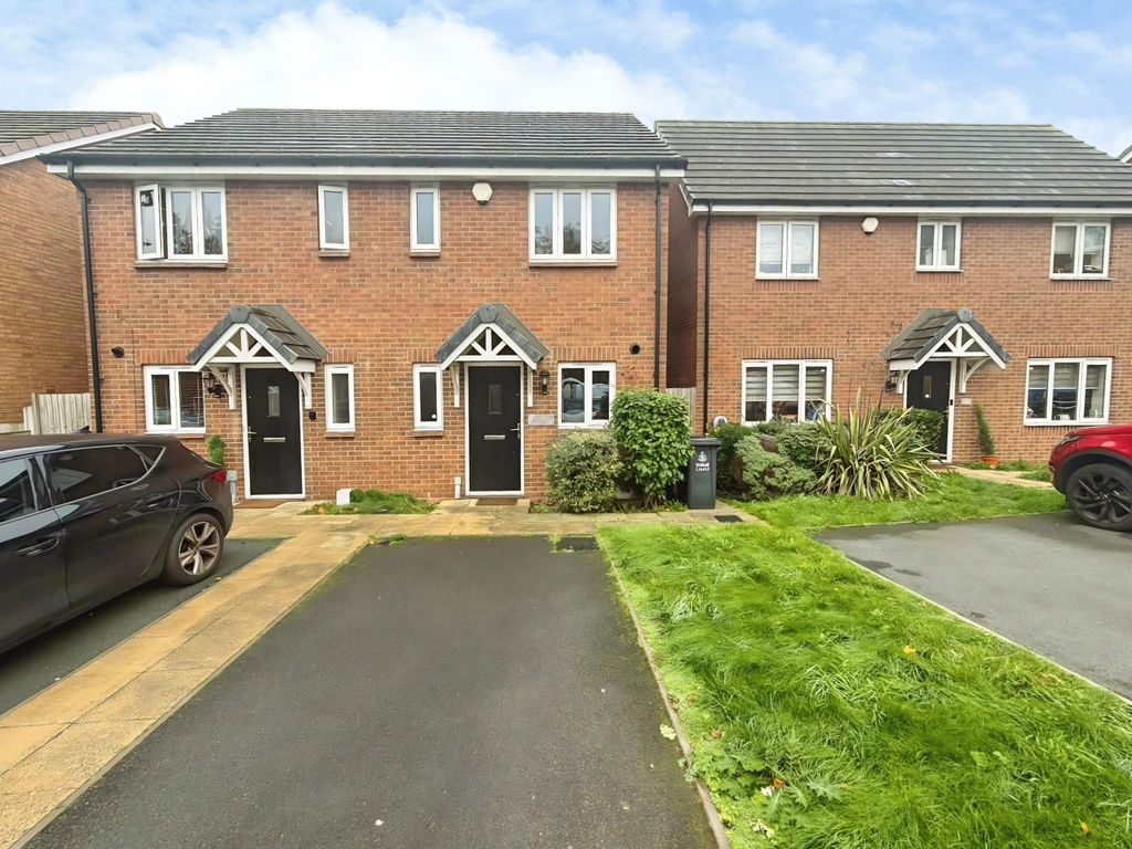 Property photo 1 of 18